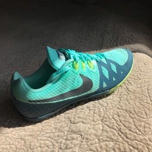 Nike Mid Distance Running Spikes